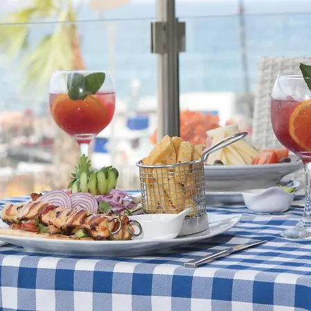 Hotel The Golden Coast 4*