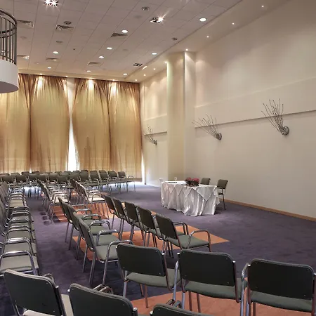 The Golden Coast Szálloda 4*