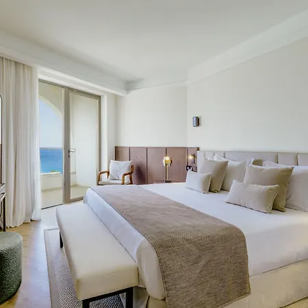 Hotel The Golden Coast