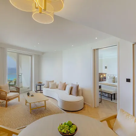 The Golden Coast Hotel Pernera