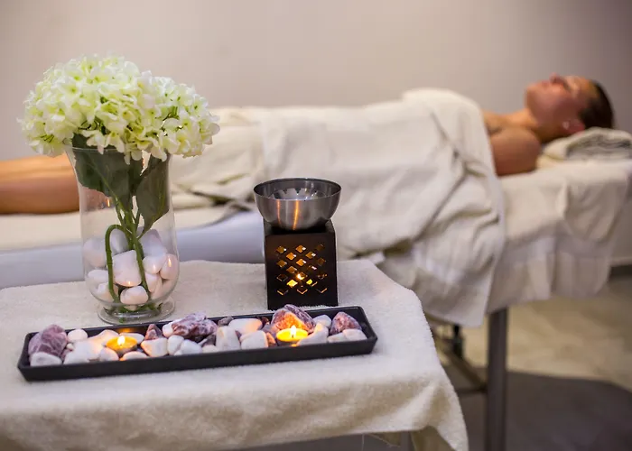 فندق The Golden Coast