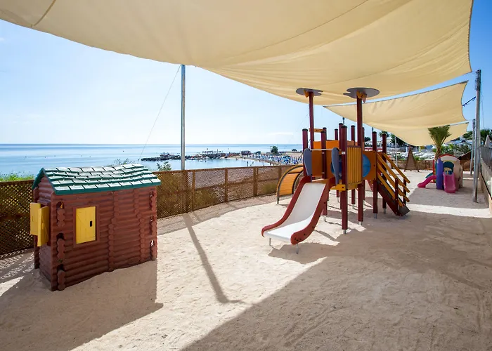 Hotel The Golden Coast Pernera