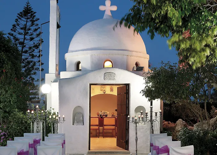 Hotel The Golden Coast 4*