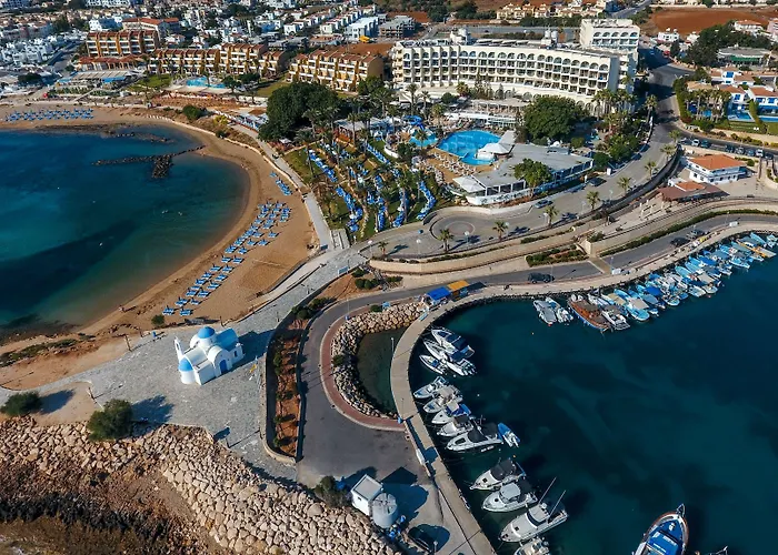 The Golden Coast 4* Pernera