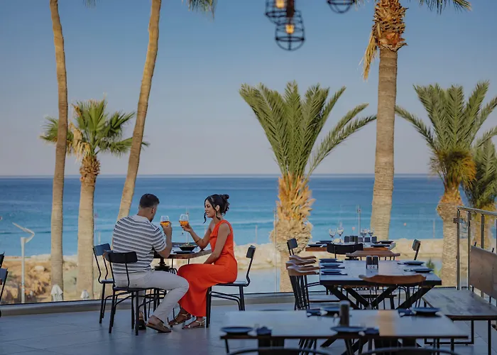 فندق The Golden Coast