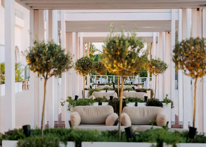 The Golden Coast 4* Pernera